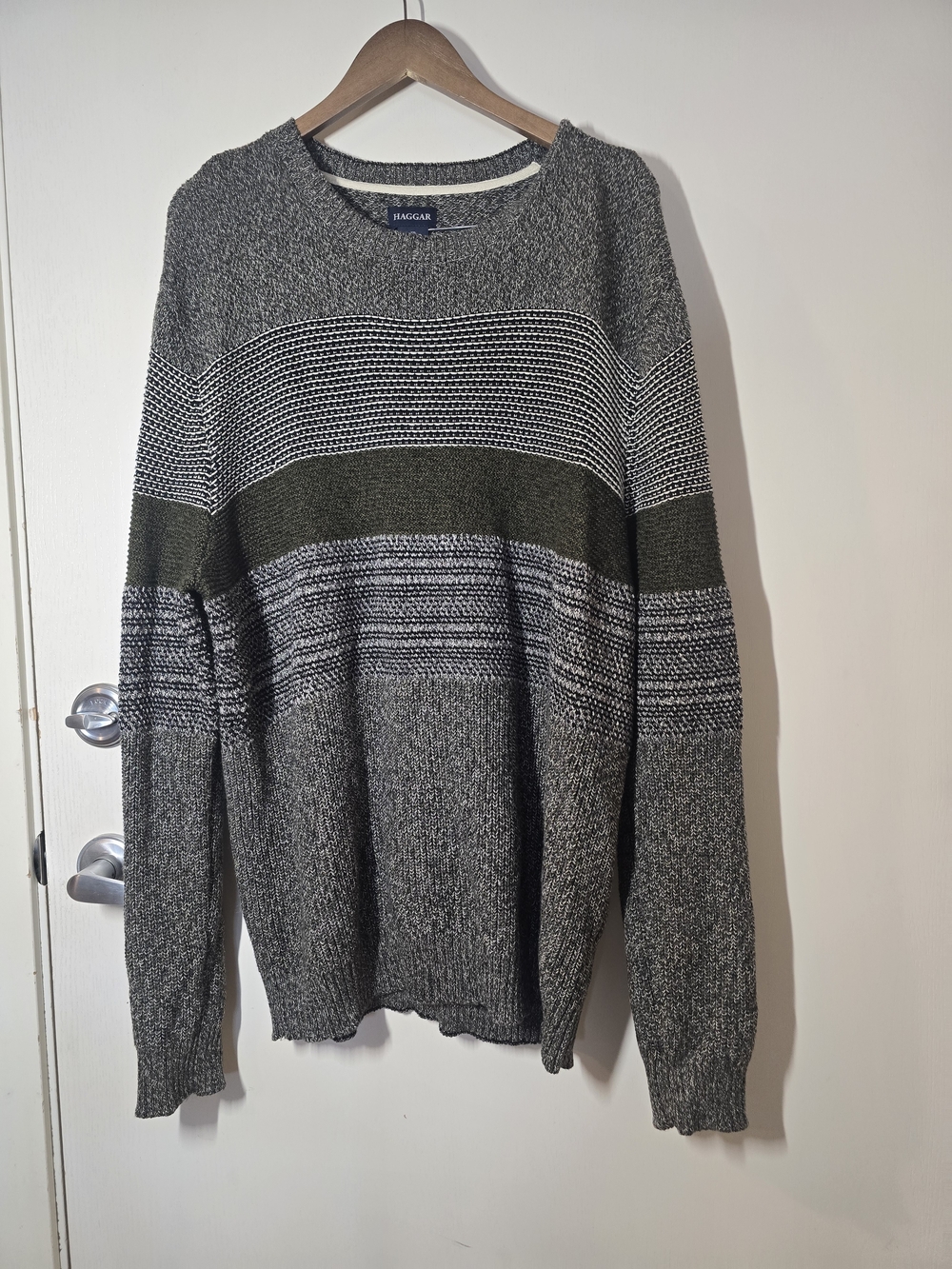 Haggar Men's Gray Olive Stripe Knit Sweater